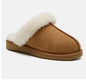 The Walking Company Mosey Slipper Tan Women's  8 Comfort House Shoes NEW IN BOX